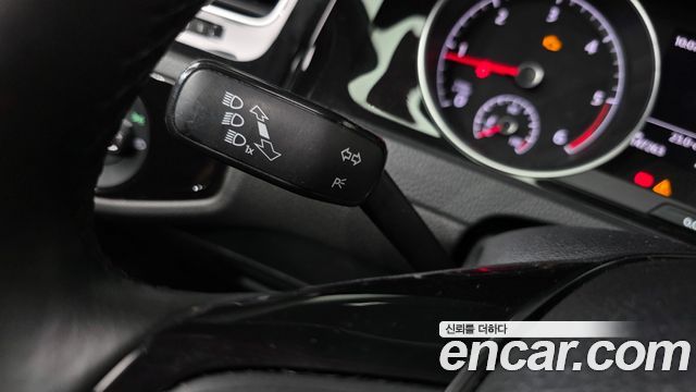 Volkswagen Golf 2015 — photo 29