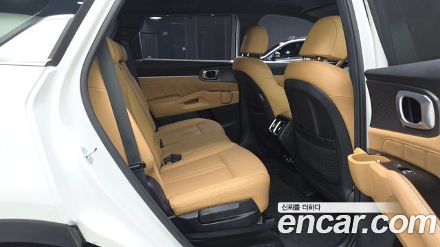 Kia Sorento 2023 — photo 18