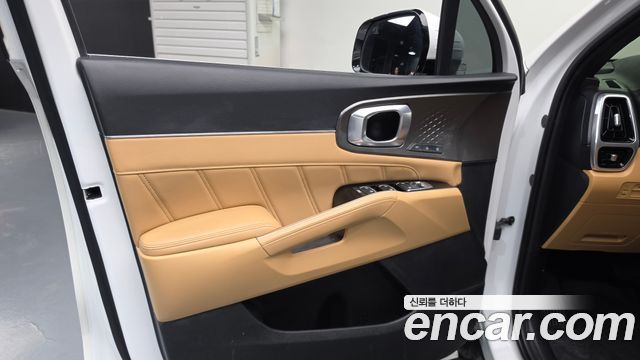 Kia Sorento 2023 — photo 14