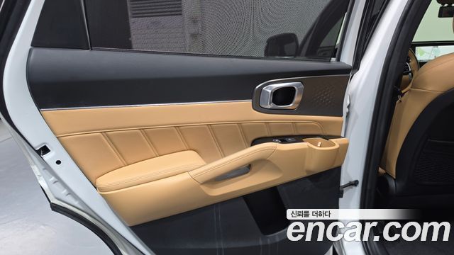 Kia Sorento 2023 — photo 15