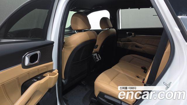 Kia Sorento 2023 — photo 16