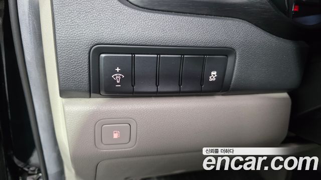 Kia Canival 2019 — photo 17