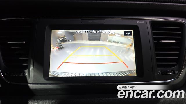 Kia Canival 2019 — photo 22