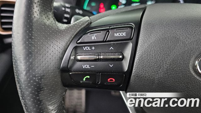 Hyundai Ioniq 2018 — photo 23