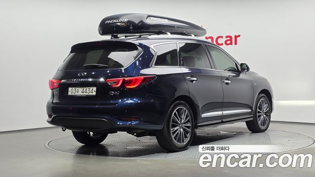 Infiniti QX60 2017 — photo 2
