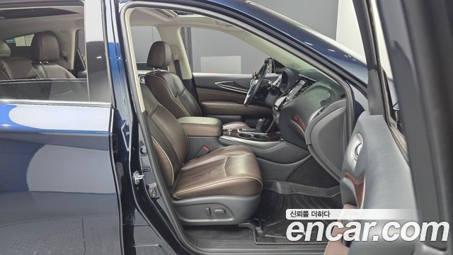 Infiniti QX60 2017 — photo 17