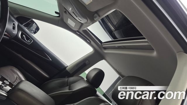 Infiniti QX60 2017 — photo 25