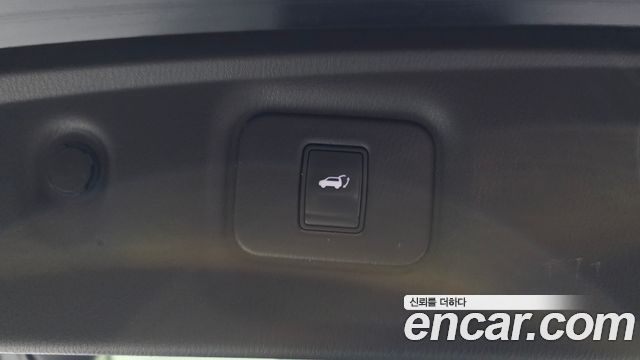 Infiniti QX60 2017 — photo 28