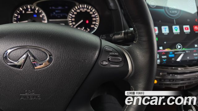 Infiniti QX60 2017 — photo 34