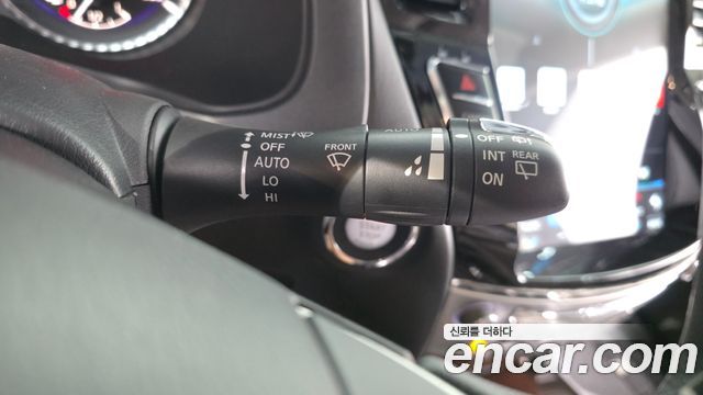 Infiniti QX60 2017 — photo 36