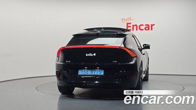 Kia EV6 2023 — photo 4