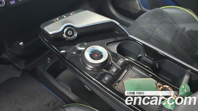 Kia EV6 2023 — photo 12