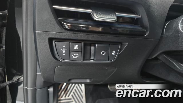 Kia EV6 2023 — photo 22