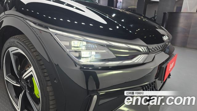 Kia EV6 2023 — photo 8
