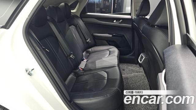Kia K5 2026 — photo 28