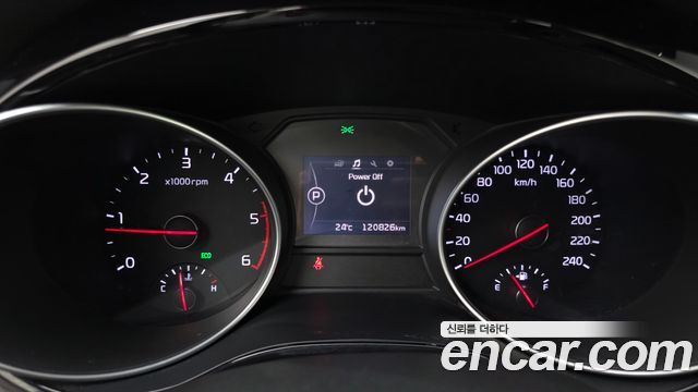 Kia Canival 2015 — photo 11