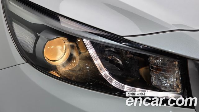 Kia Canival 2015 — photo 8