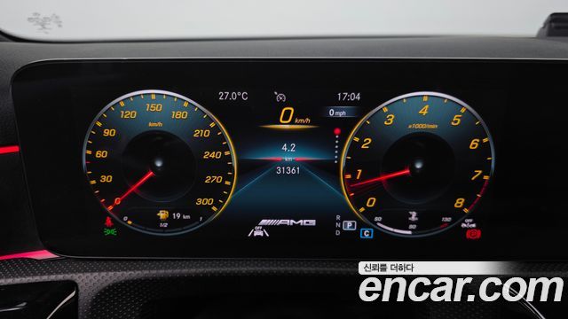 Mercedes-Benz A-Class 2023 — photo 11