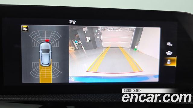 Mercedes-Benz A-Class 2023 — photo 20