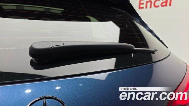 Mercedes-Benz A-Class 2023 — photo 30