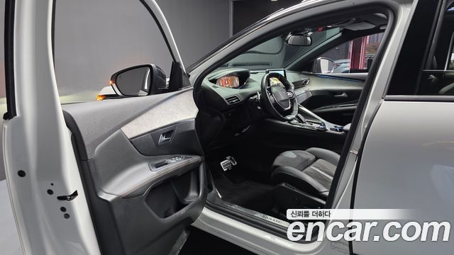 Peugeot 3008 2021 — photo 13