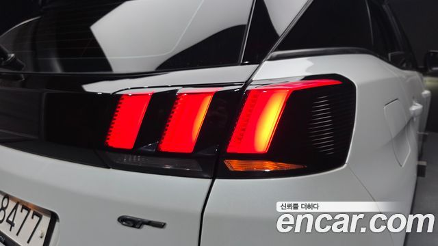 Peugeot 3008 2021 — photo 9