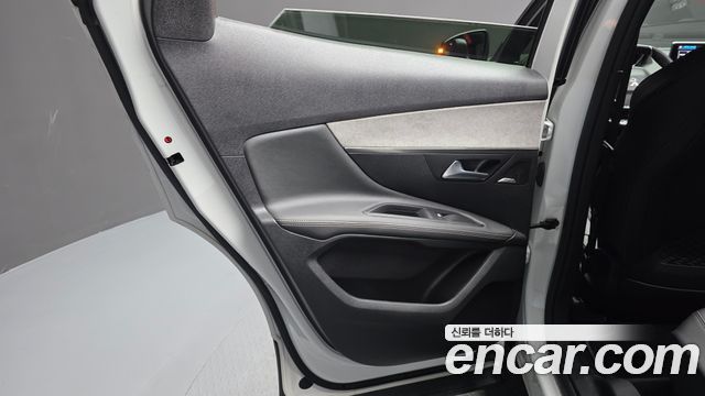 Peugeot 3008 2021 — photo 15
