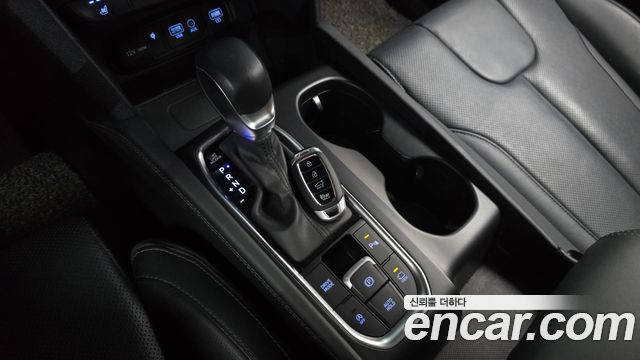 Hyundai Santafe 2019 — photo 12