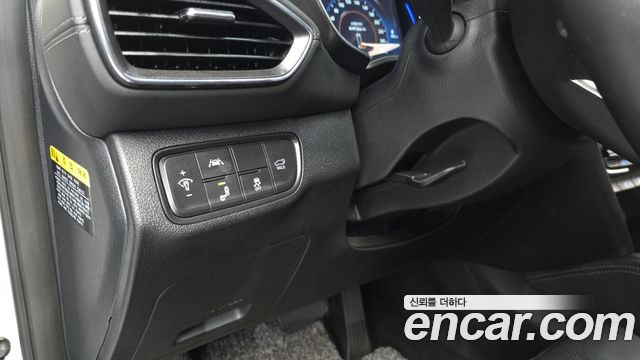 Hyundai Santafe 2019 — photo 25