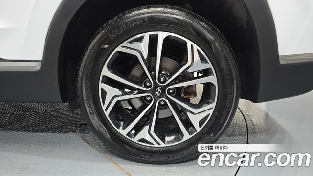 Hyundai Santafe 2019 — photo 7
