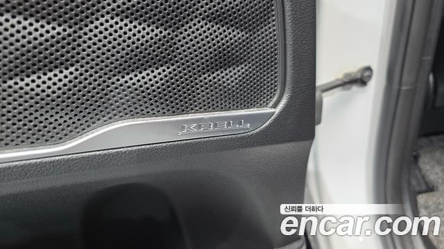 Hyundai Santafe 2019 — photo 34