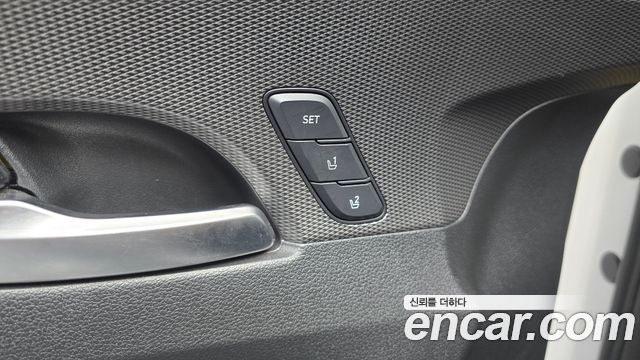 Hyundai Santafe 2019 — photo 35