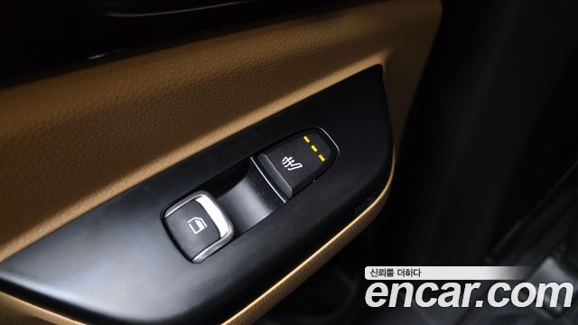 Kia Canival 2023 — photo 23