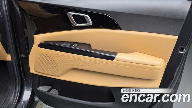 Kia Canival 2023 — photo 15
