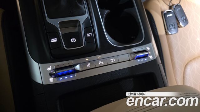 Kia Canival 2023 — photo 31