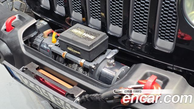 Jeep Wrangler 2021 — photo 29
