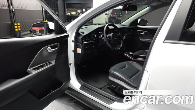 Kia Niro 2024 — photo 13