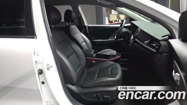 Kia Niro 2024 — photo 17