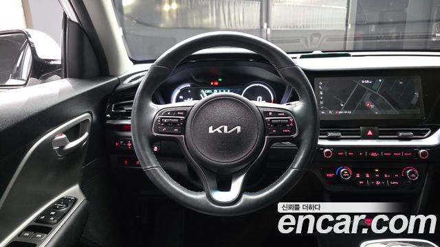Kia Niro 2024 — photo 19