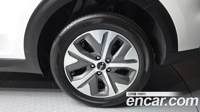 Kia Niro 2024 — photo 7