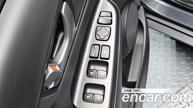 Hyundai Kona 2018 — photo 23