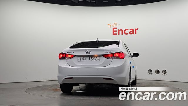 Hyundai AVANTE 2011 — photo 4