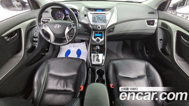Hyundai AVANTE 2011 — photo 7