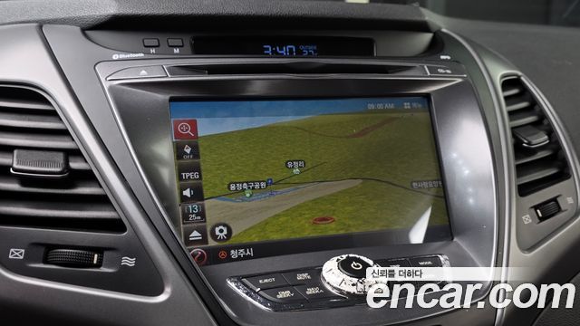Hyundai AVANTE 2014 — photo 19