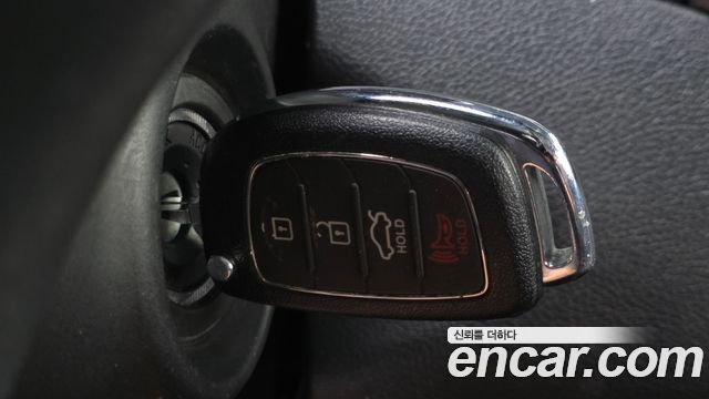 Hyundai AVANTE 2014 — photo 24