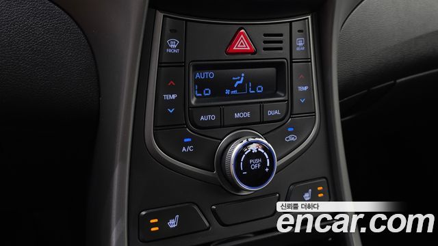 Hyundai AVANTE 2014 — photo 29
