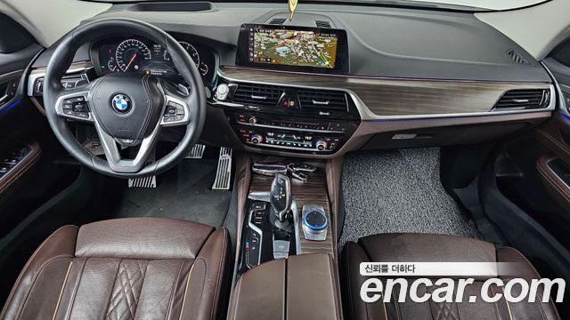 BMW Gran Turismo 2019 — photo 7