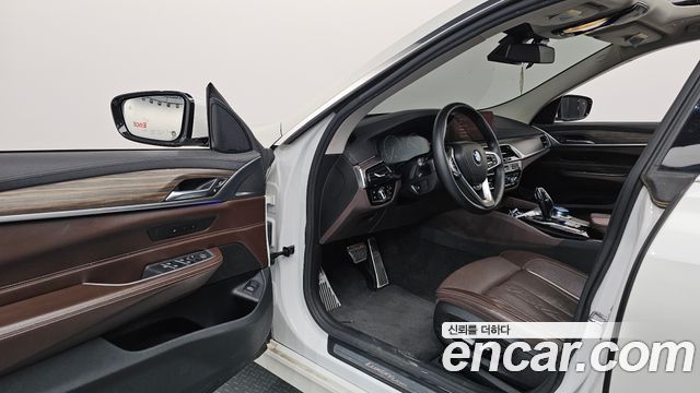 BMW Gran Turismo 2019 — photo 10