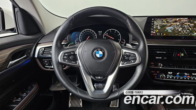 BMW Gran Turismo 2019 — photo 13