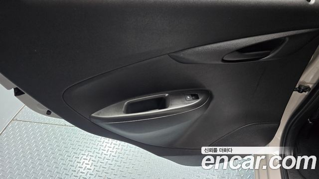 Chevrolet Korea Spark 2019 — photo 15